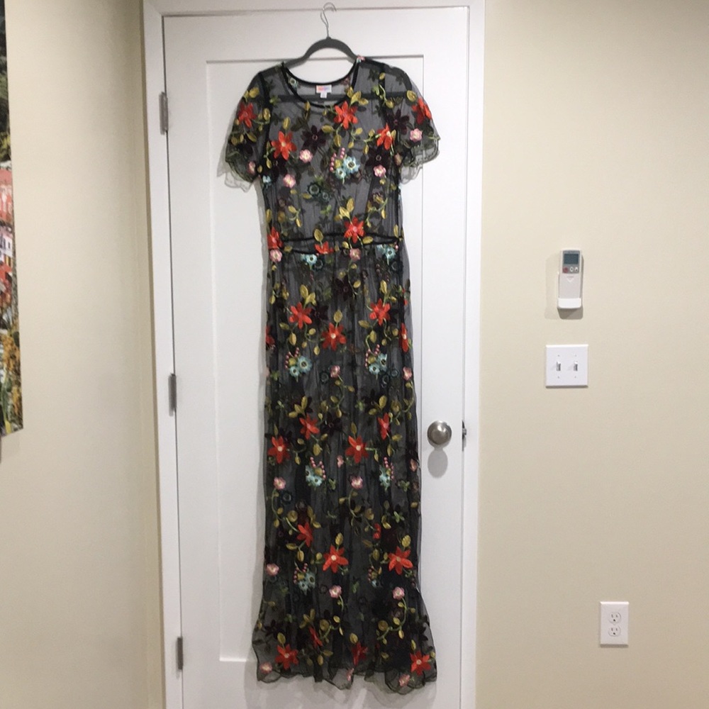 Lularoe Deanne Embroidered Dress Never Worn Size L
